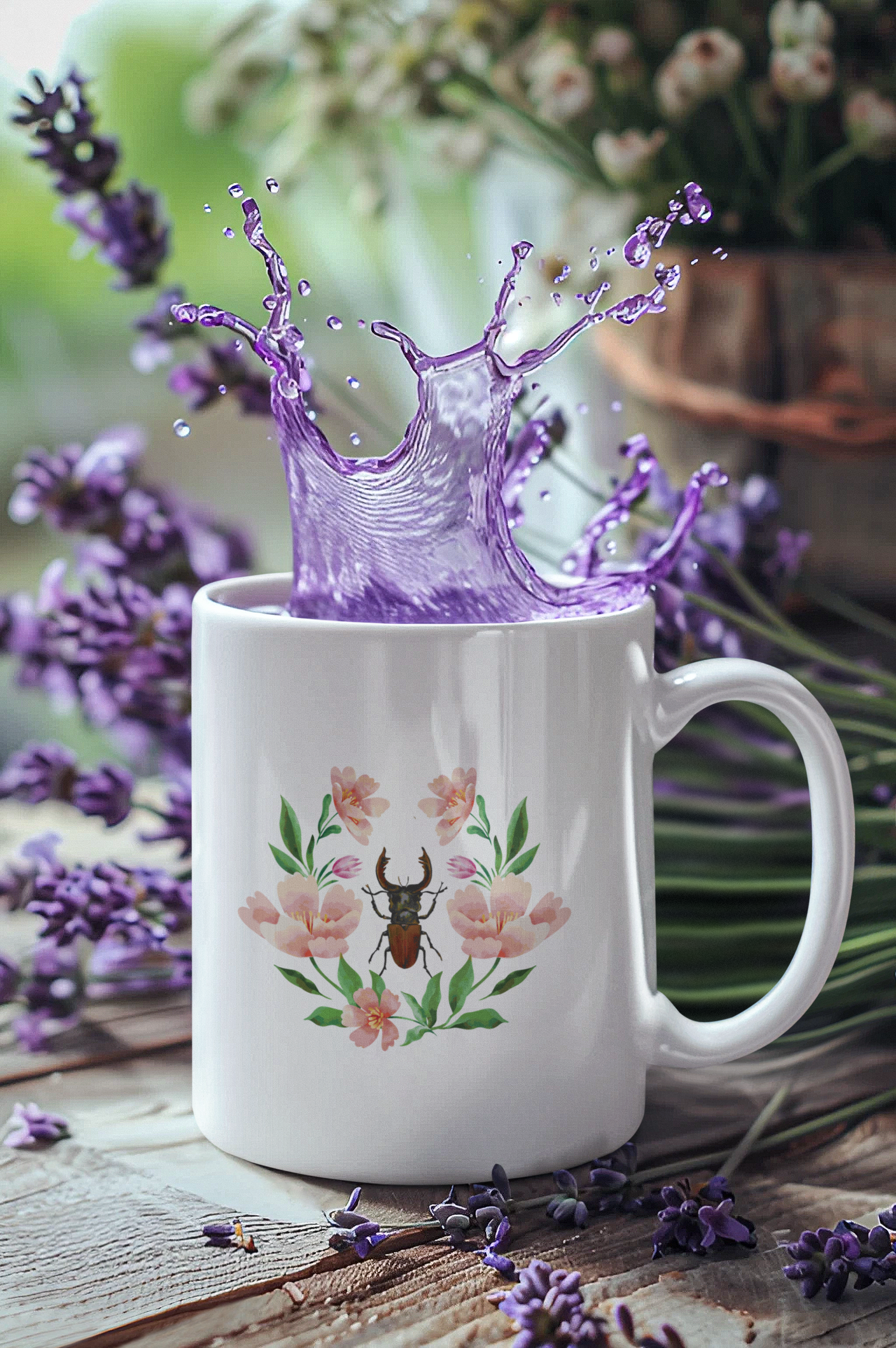 Blumen- und Hirschkäfer Tasse, perfekt für Insektenfans | 325ml